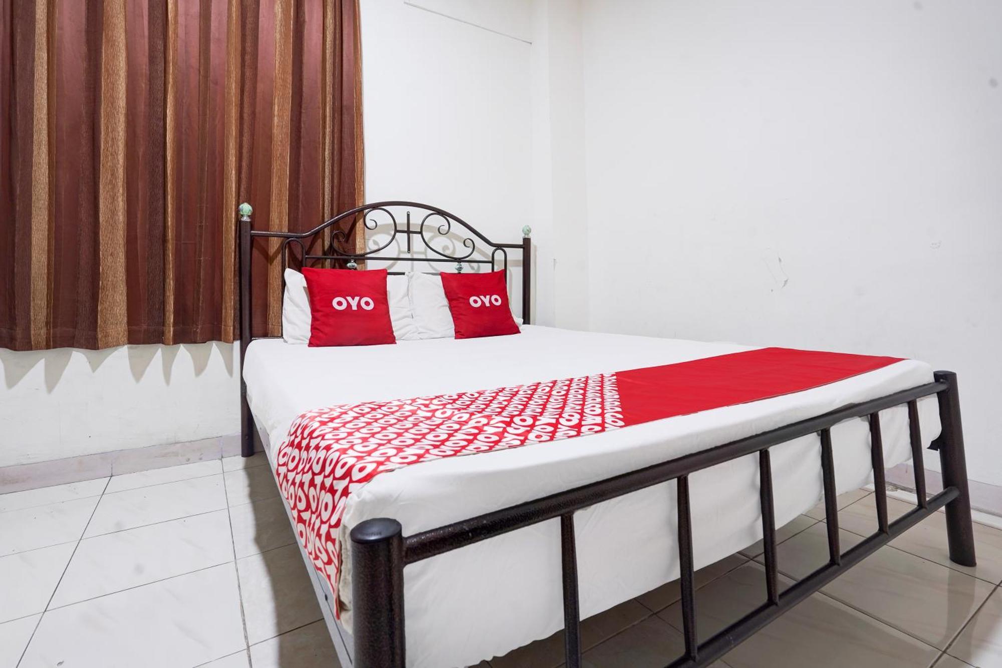 Hotel O Rappocini Near Rsia Paramount Макасар Екстериор снимка