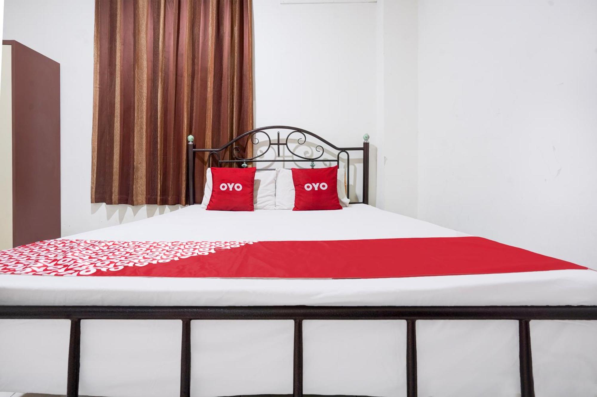 Hotel O Rappocini Near Rsia Paramount Макасар Екстериор снимка